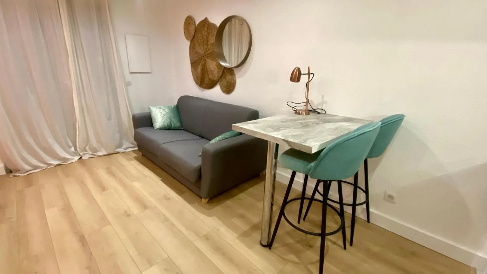 Studio Bricka - 200M To The Beach, Parking, Clim, Terrace Antibes 0*,  France